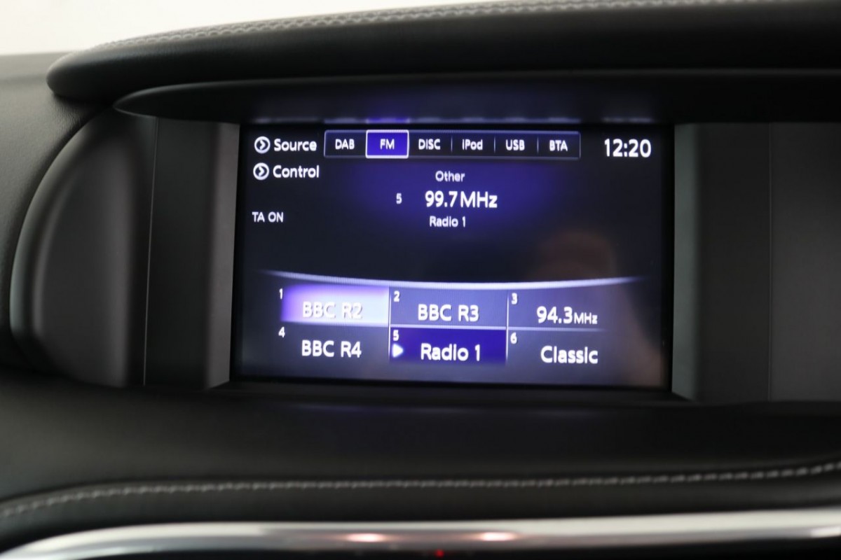 INFINITI Q30 1.6 SE 5D 155 BHP - 2017 - £15,490