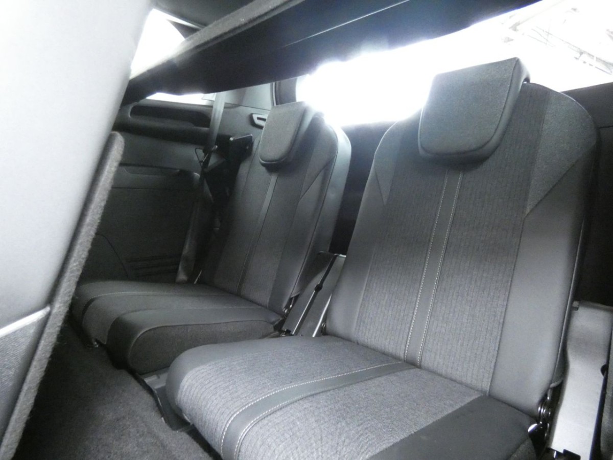 PEUGEOT 5008 1.5 BLUEHDI S/S GT LINE PREMIUM 5D 129 BHP - 2019 - £24,700