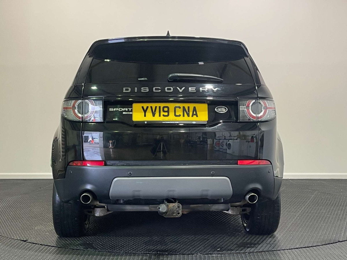 LAND ROVER DISCOVERY SPORT 2019 (19) 2.0 TD4 LANDMARK SUV 5DR DIESEL AUTO 4WD EURO 6 (S/S) (180 PS) - 2019 - £16,200