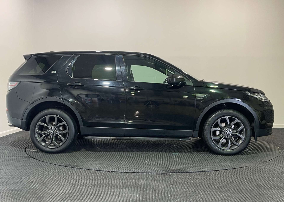 LAND ROVER DISCOVERY SPORT 2019 (19) 2.0 TD4 LANDMARK SUV 5DR DIESEL AUTO 4WD EURO 6 (S/S) (180 PS) - 2019 - £16,200