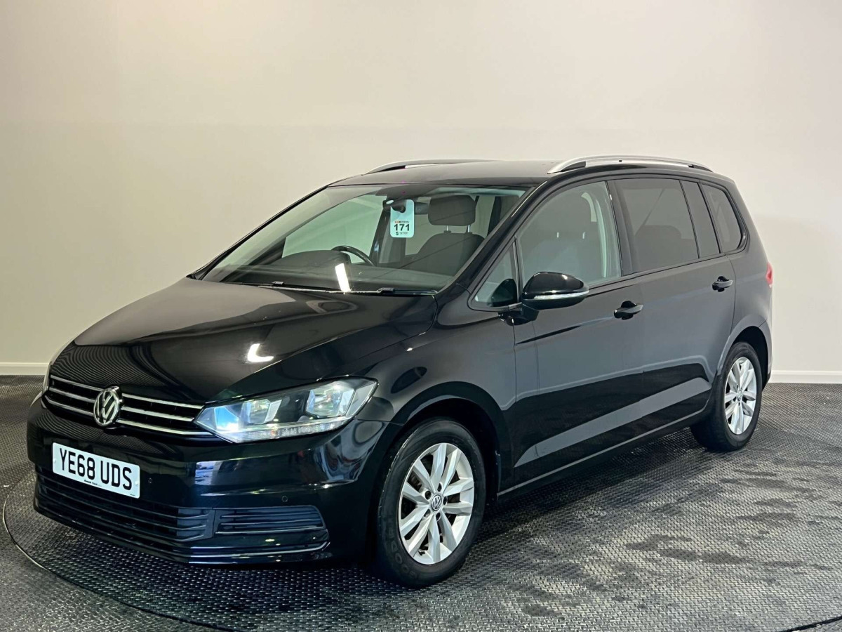 VOLKSWAGEN TOURAN 2018 (68) 1.6 TDI SE MPV 5DR DIESEL DSG EURO 6 (S/S) (115 PS) - 2018 - £12,250