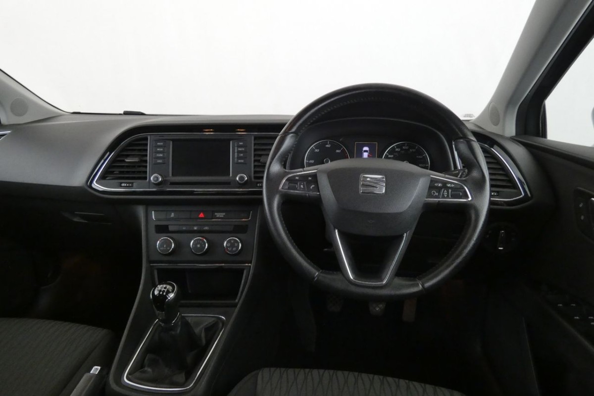 SEAT LEON 1.6 TDI ECOMOTIVE SE TECHNOLOGY 5D 110 BHP HATCHBACK - 2014 - £6,990