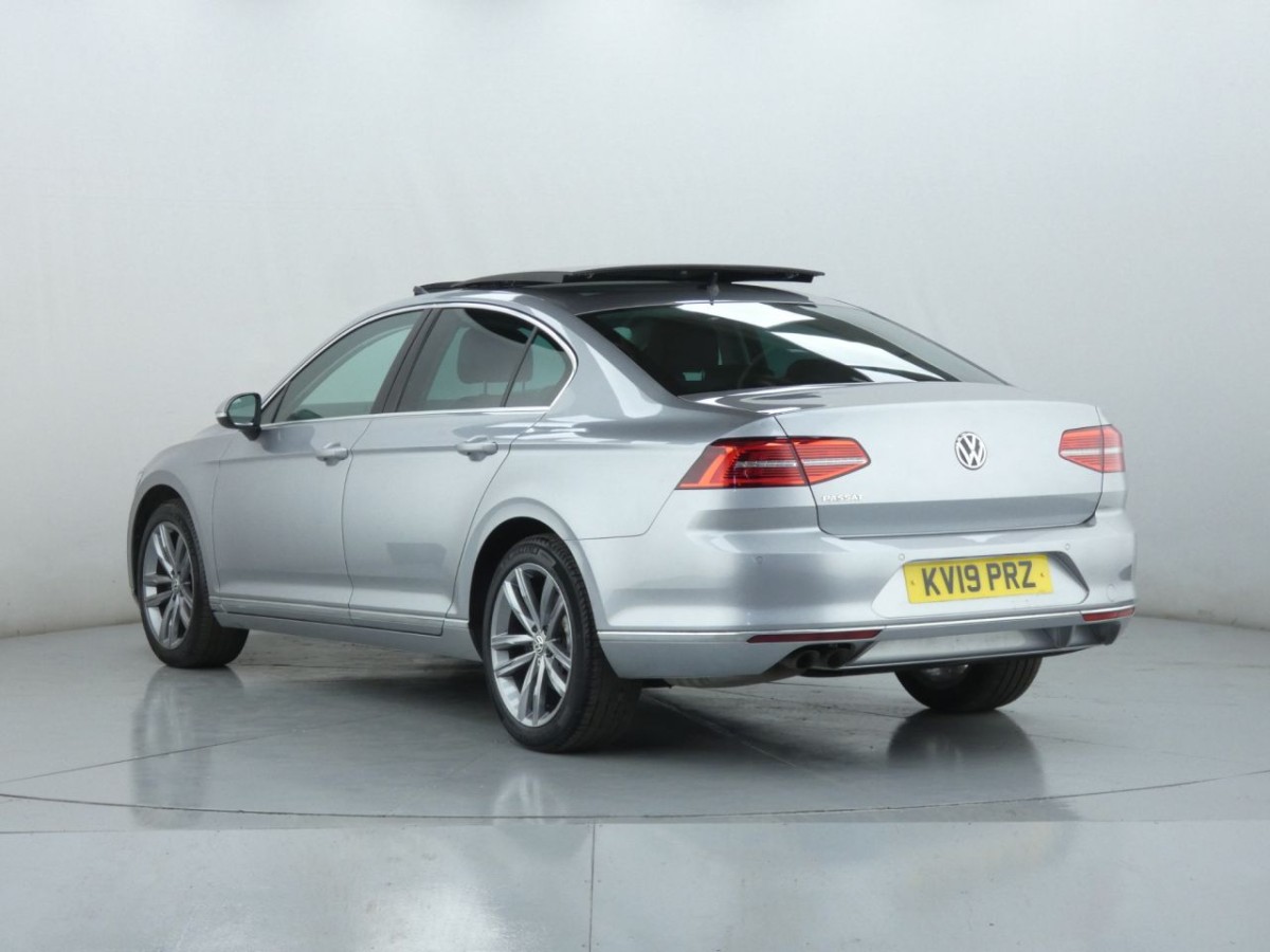 VOLKSWAGEN PASSAT 2.0 GT TDI DSG 4D 188 BHP - 2019 - £15,990