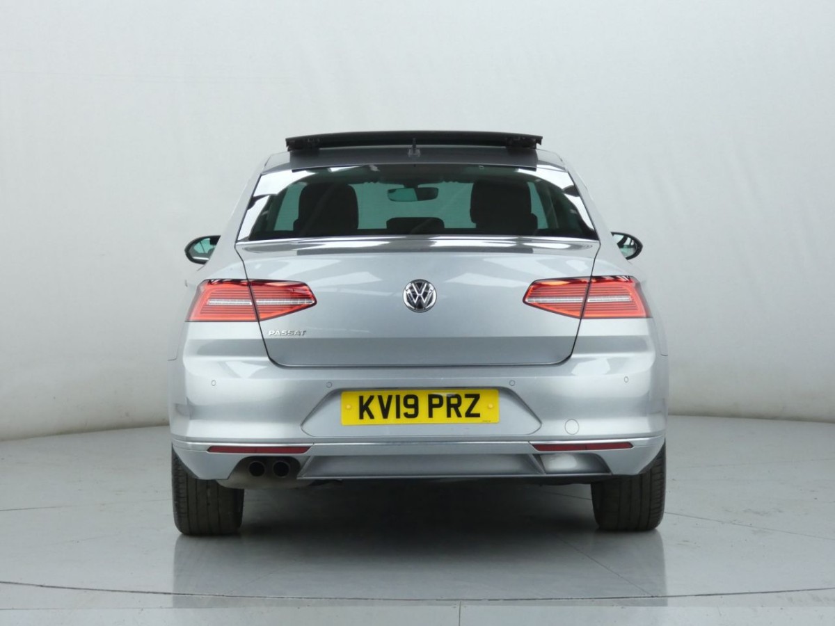 VOLKSWAGEN PASSAT 2.0 GT TDI DSG 4D 188 BHP - 2019 - £15,990