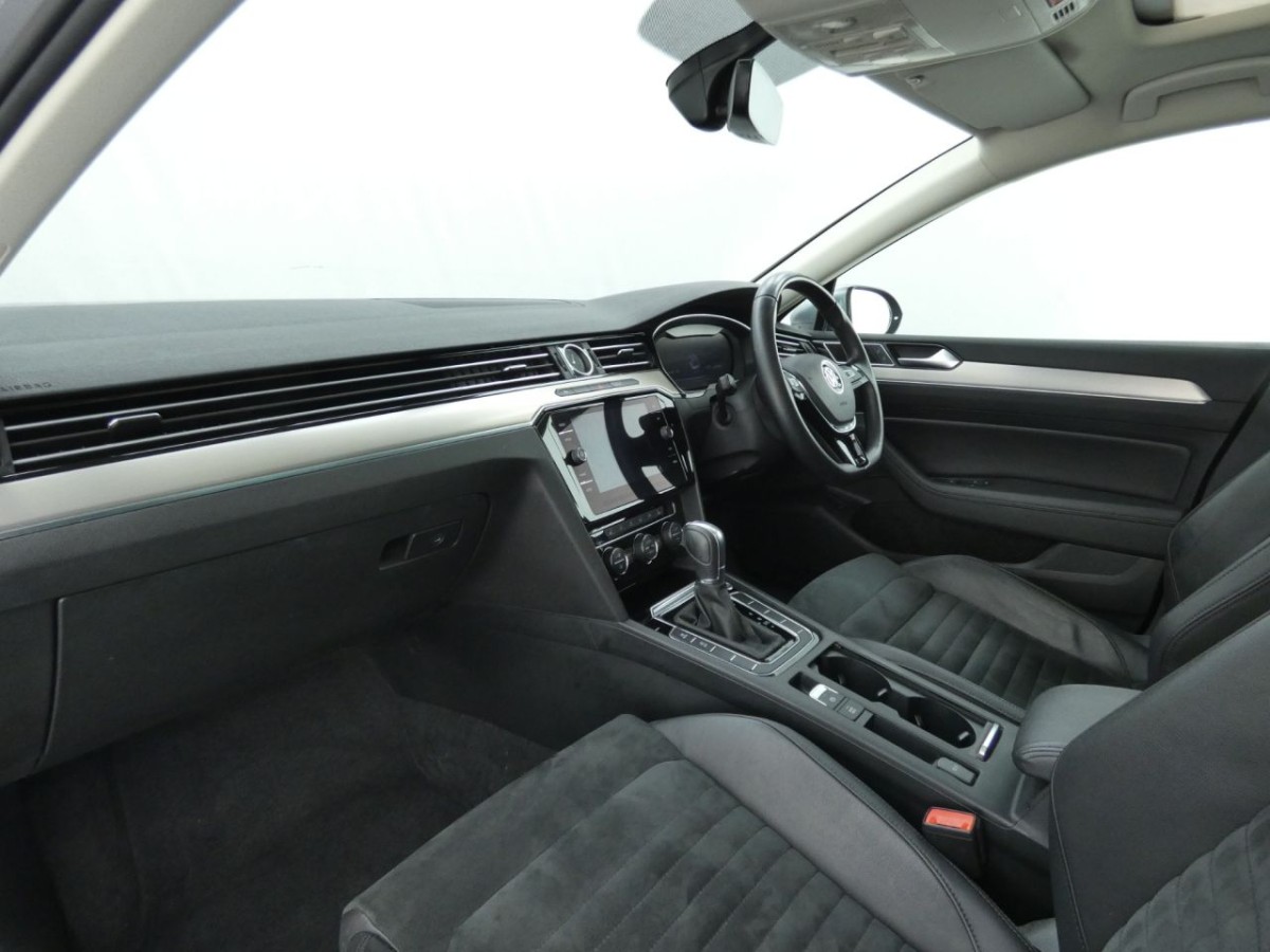 VOLKSWAGEN PASSAT 2.0 GT TDI DSG 4D 188 BHP - 2019 - £15,990