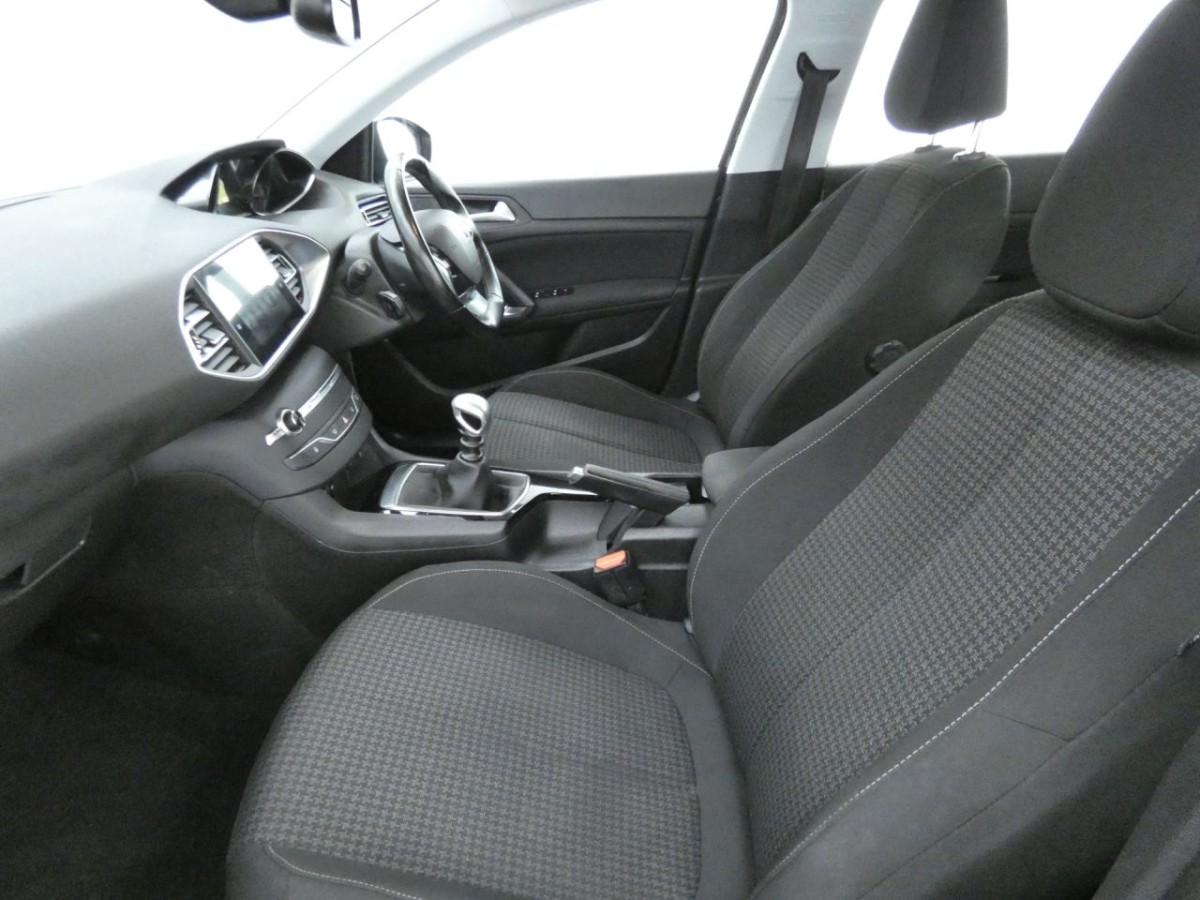 PEUGEOT 308 1.5 BLUEHDI S/S ACTIVE 5D 129 BHP - 2019 - £8,400