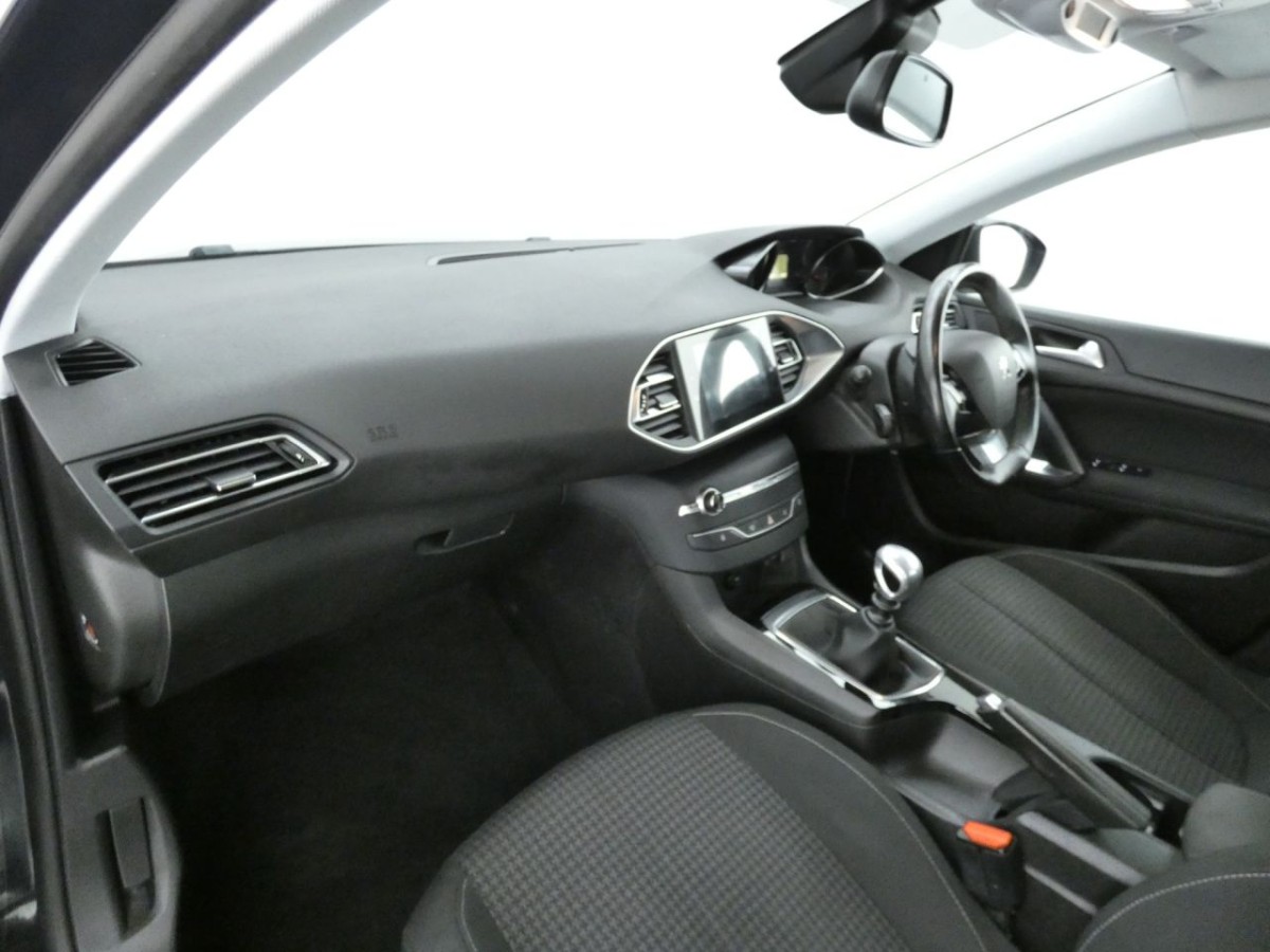 PEUGEOT 308 1.5 BLUEHDI S/S ACTIVE 5D 129 BHP - 2019 - £8,400