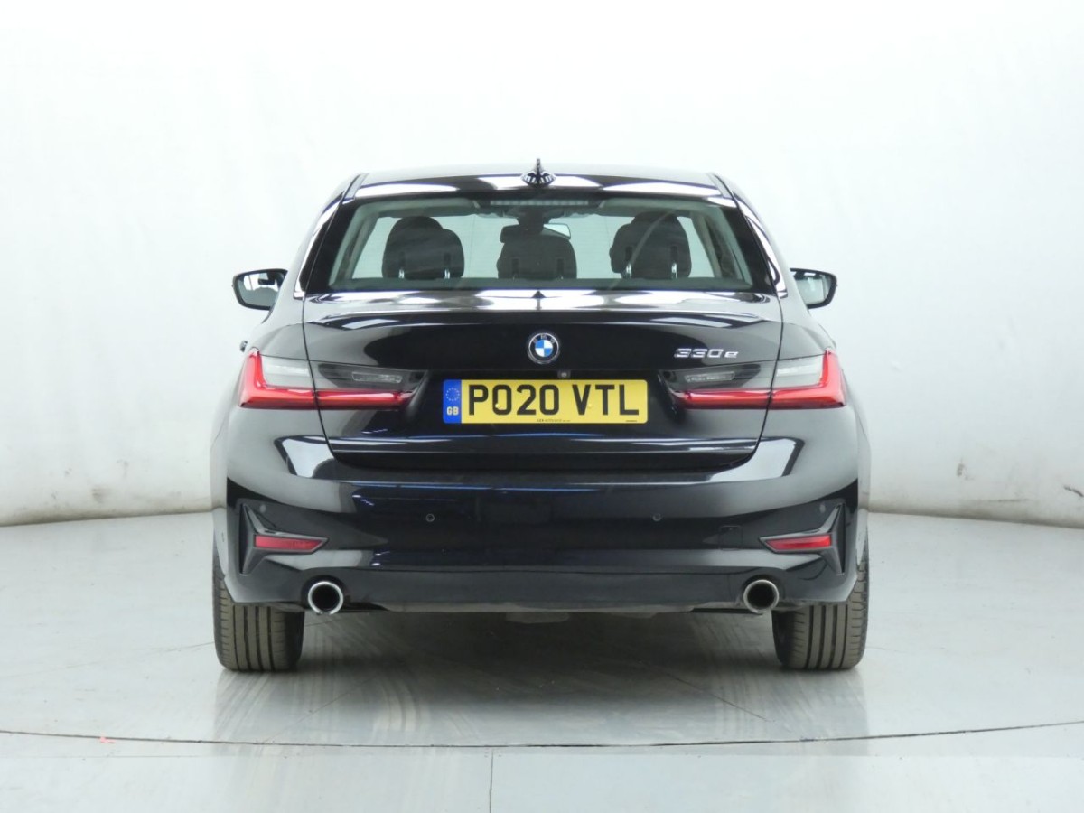 BMW 3 SERIES 2.0 330E SE PRO 4D 289 BHP - 2020 - £12,990