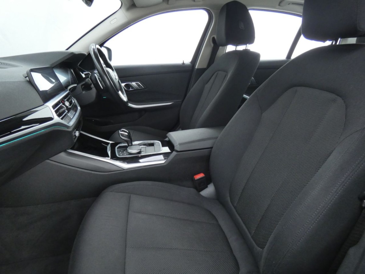 BMW 3 SERIES 2.0 330E SE PRO 4D 289 BHP - 2020 - £12,990