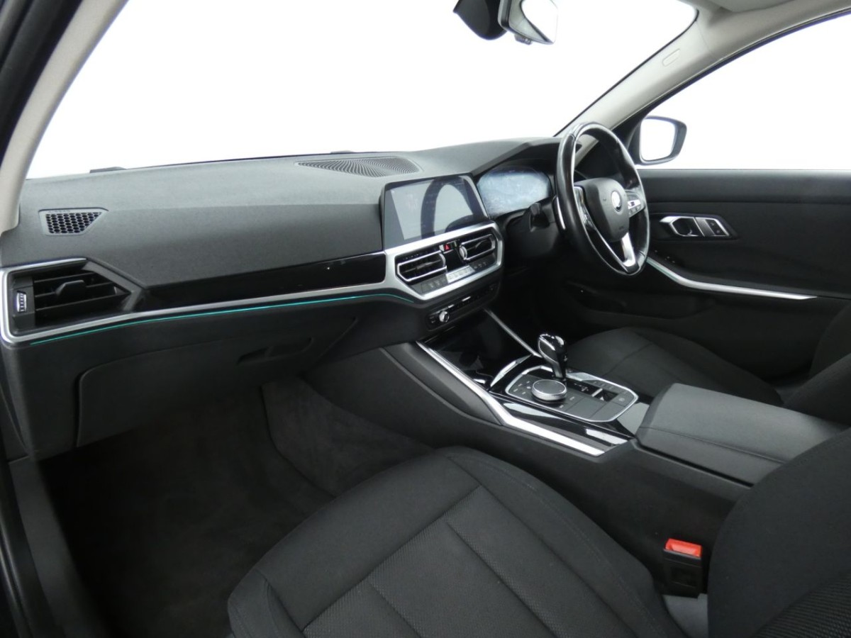 BMW 3 SERIES 2.0 330E SE PRO 4D 289 BHP - 2020 - £12,990
