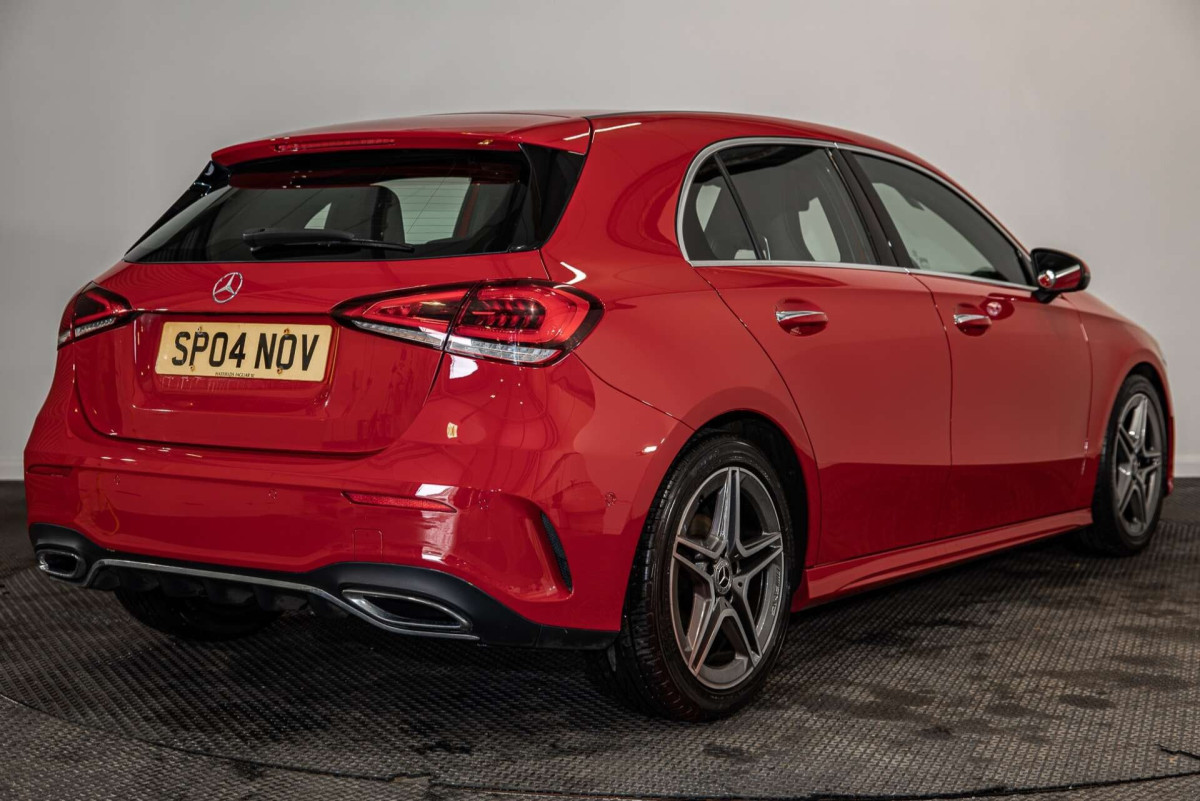 MERCEDES-BENZ A CLASS 2019 (19) 1.5 A180D AMG LINE (PREMIUM) HATCHBACK 5DR DIESEL 7G-DCT EURO 6 (S/S) (116 - 2019 - £14,800