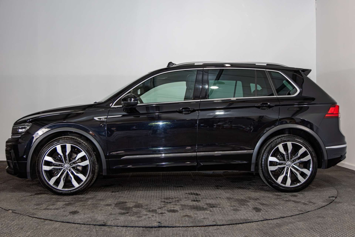 VOLKSWAGEN TIGUAN 2017 (67) 2.0 TDI R-LINE SUV 5DR DIESEL DSG 4MOTION EURO 6 (S/S) (190 PS) - 2017 - £19,500