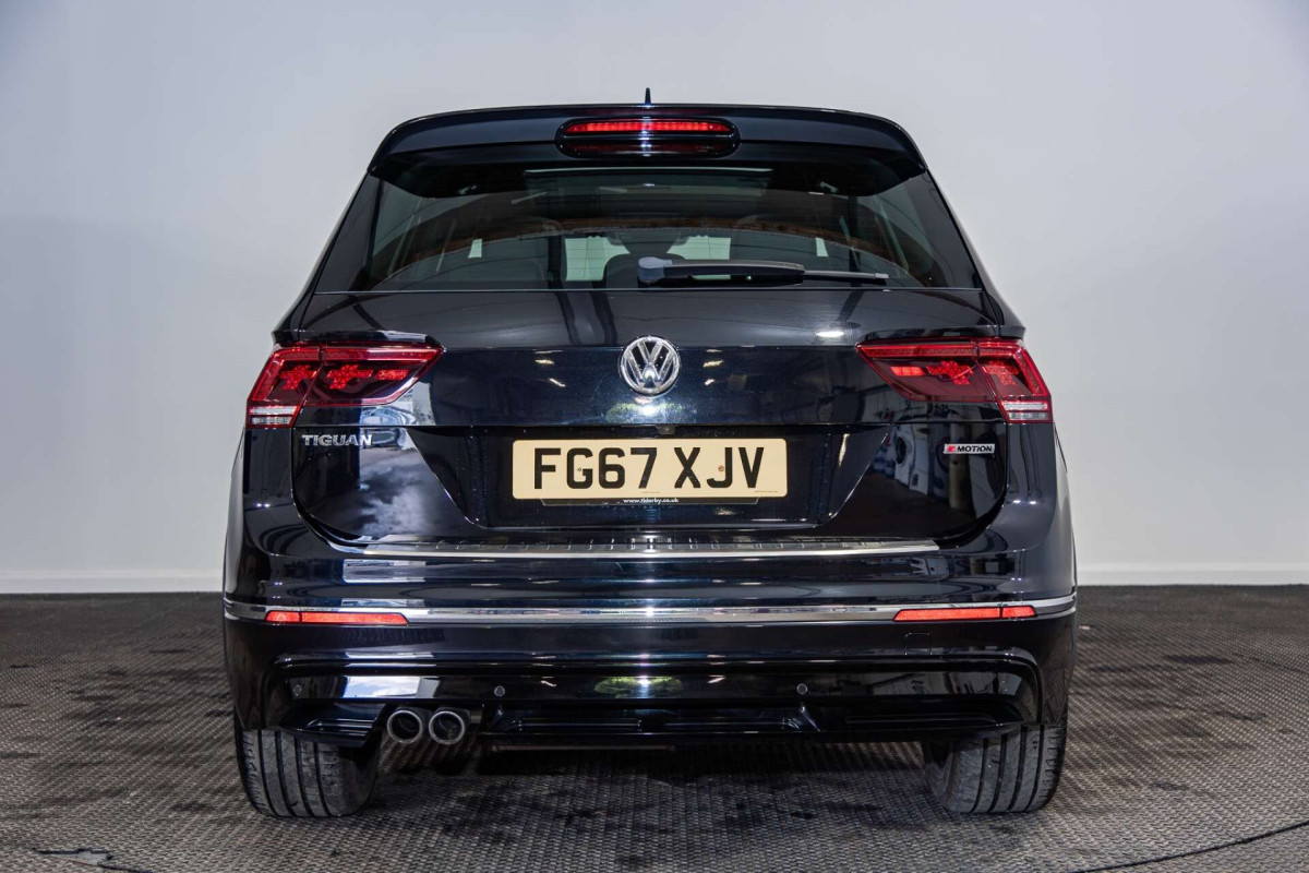 VOLKSWAGEN TIGUAN 2017 (67) 2.0 TDI R-LINE SUV 5DR DIESEL DSG 4MOTION EURO 6 (S/S) (190 PS) - 2017 - £19,500