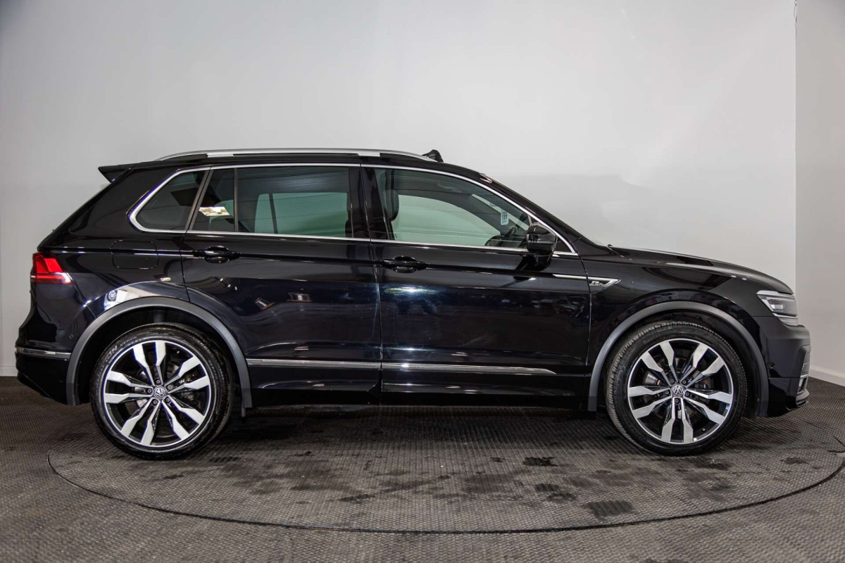 VOLKSWAGEN TIGUAN 2017 (67) 2.0 TDI R-LINE SUV 5DR DIESEL DSG 4MOTION EURO 6 (S/S) (190 PS) - 2017 - £19,500