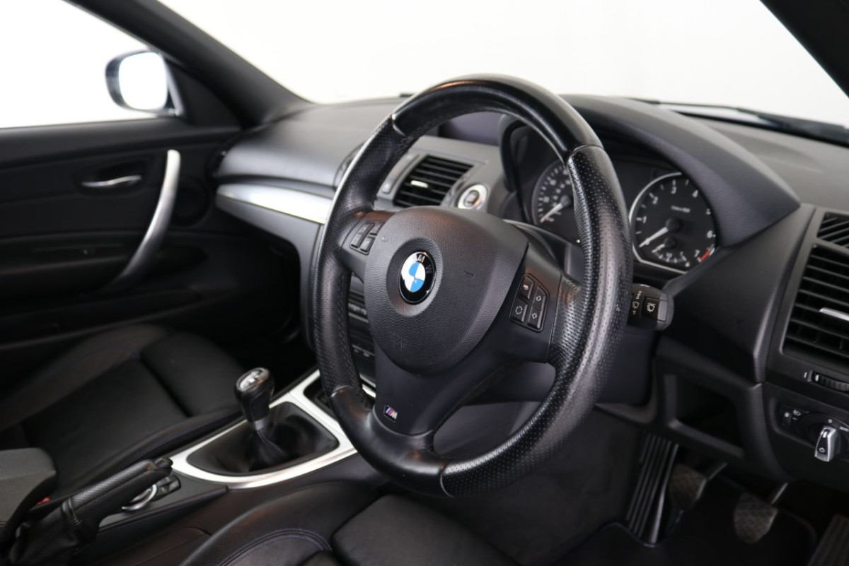 BMW 1 SERIES 2.0 118I SPORT PLUS EDITION 2D 141 BHP - 2013 - £9,990
