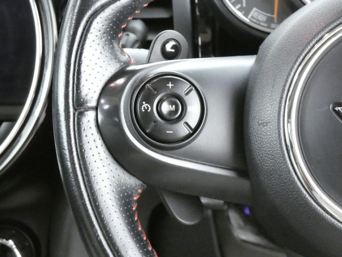 MINI HATCH COOPER 2.0 COOPER S 3D AUTO 189 BHP - 2014 - £12,400