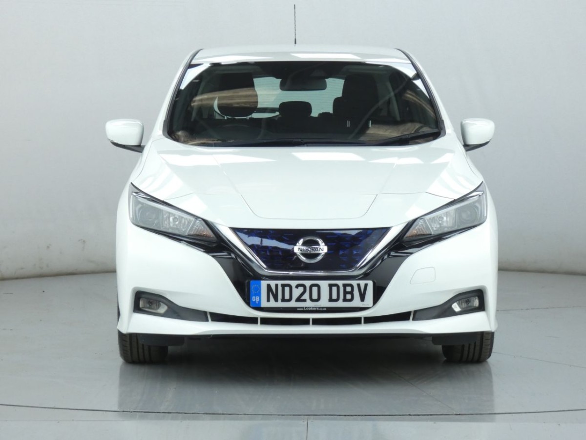 NISSAN LEAF 0.0 ACENTA 5D 148 BHP - 2020 - £9,990