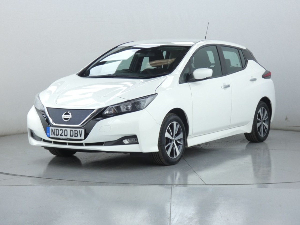 NISSAN LEAF 0.0 ACENTA 5D 148 BHP - 2020 - £9,990