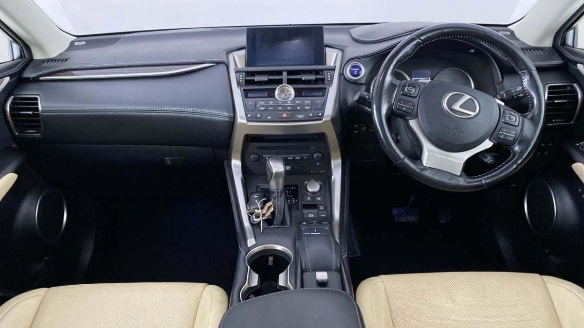 LEXUS NX 2.5 300H PREMIER 5D 153 BHP - 2016 - £18,700