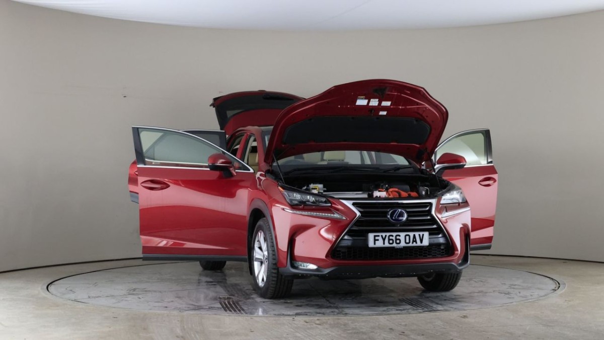 LEXUS NX 2.5 300H PREMIER 5D 153 BHP - 2016 - £18,700