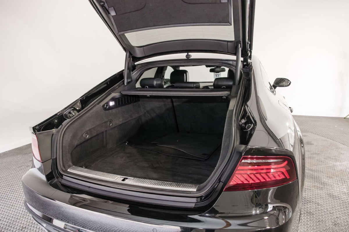 AUDI A7 2017 (17) 3.0 TDI V6 BLACK EDITION SPORTBACK 5DR DIESEL S TRONIC QUATTRO EURO 6 (S/S) - 2017 - £16,000