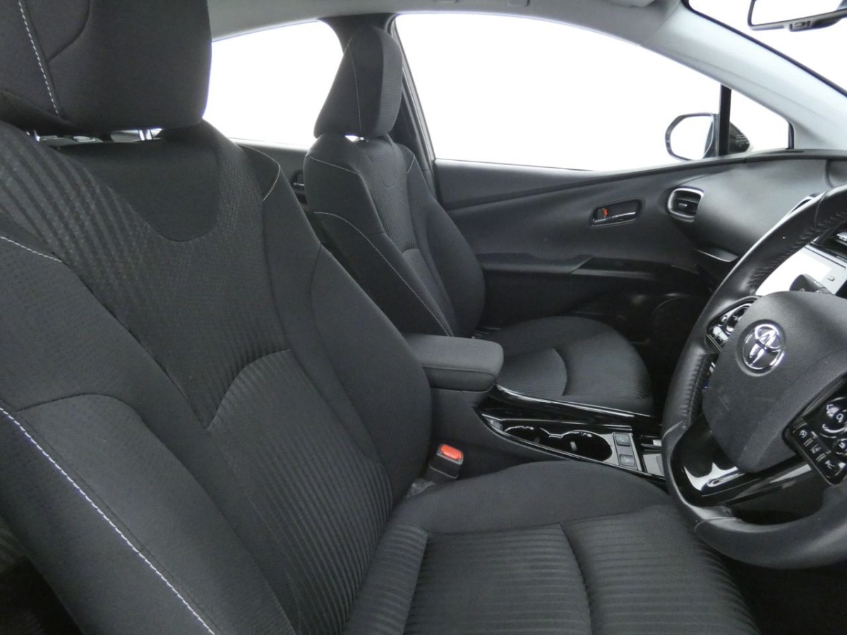 TOYOTA PRIUS 1.8 BUSINESS EDITION PLUS 5D 120 BHP - 2020 - £21,700