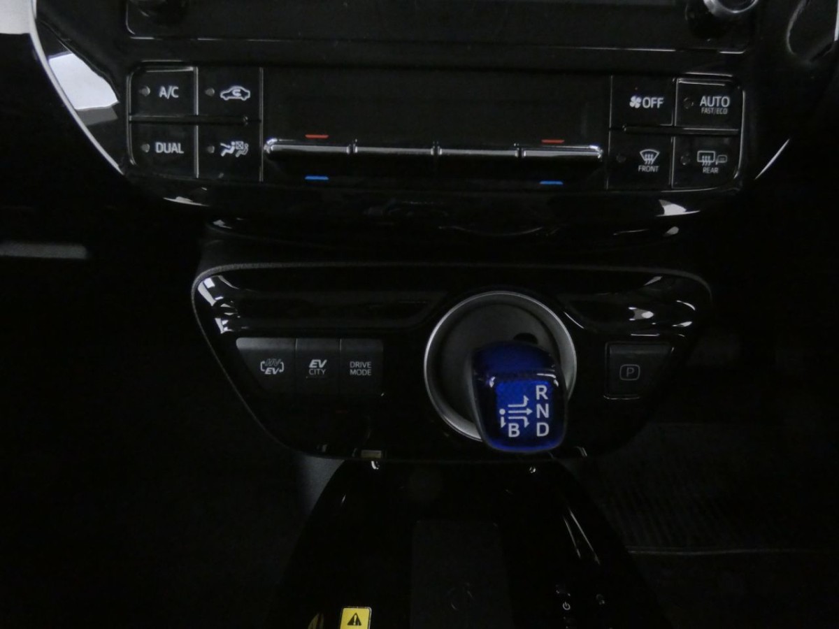 TOYOTA PRIUS 1.8 BUSINESS EDITION PLUS 5D 120 BHP - 2020 - £21,700