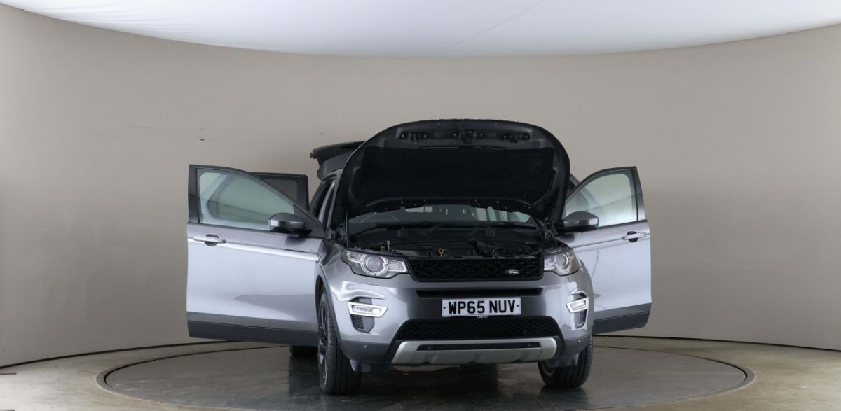 LAND ROVER DISCOVERY SPORT 2.0 TD4 HSE LUXURY 5D 180 BHP - 2015 - £14,990