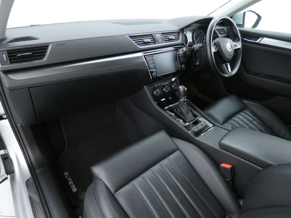 SKODA SUPERB 2.0 SE L EXECUTIVE TDI DSG 5D AUTO 148 BHP - 2016 - £15,400