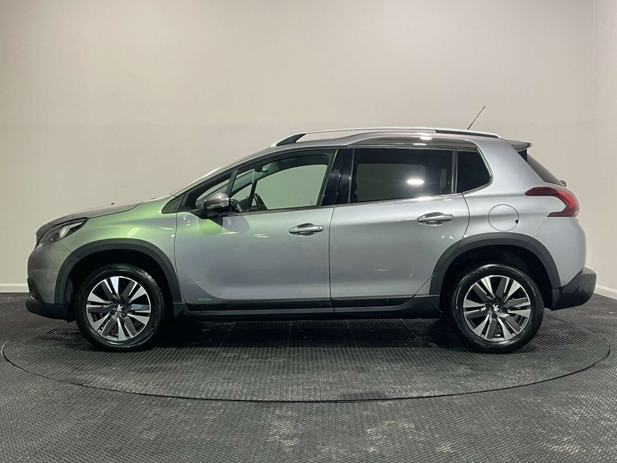 PEUGEOT 2008 2019 (19) 1.2 PURETECH ALLURE SUV 5DR PETROL MANUAL EURO 6 (S/S) (82 PS) - 2019 - £7,000