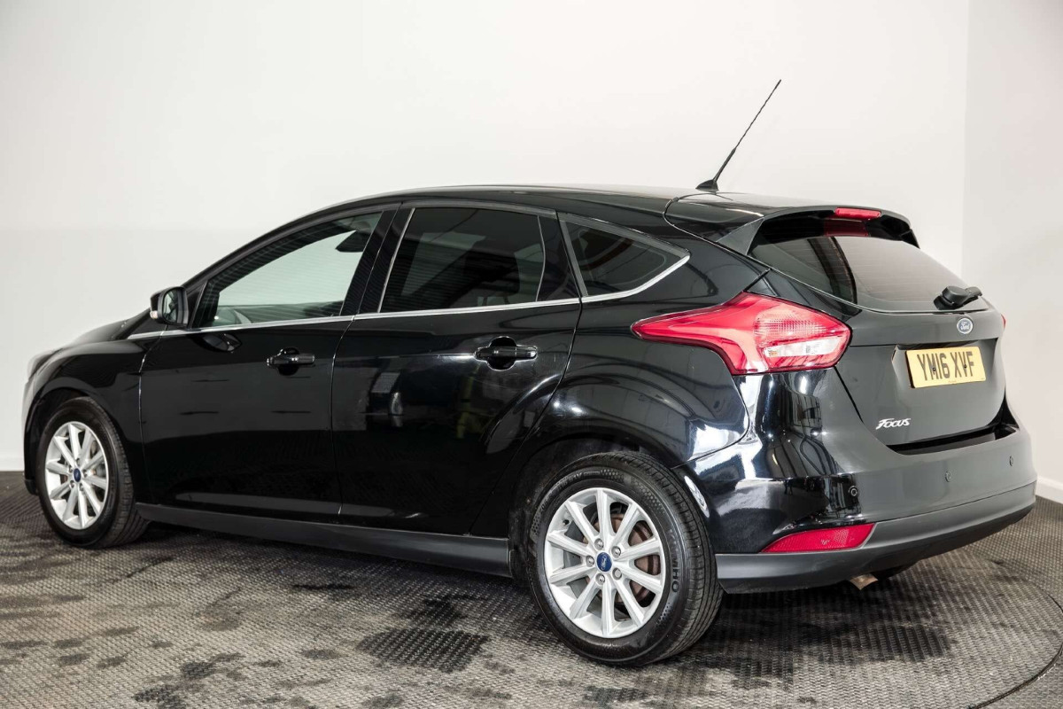FORD FOCUS 2016 (16) 1.5 TDCI TITANIUM HATCHBACK 5DR DIESEL MANUAL EURO 6 (S/S) (120 PS) - 2016 - £7,300
