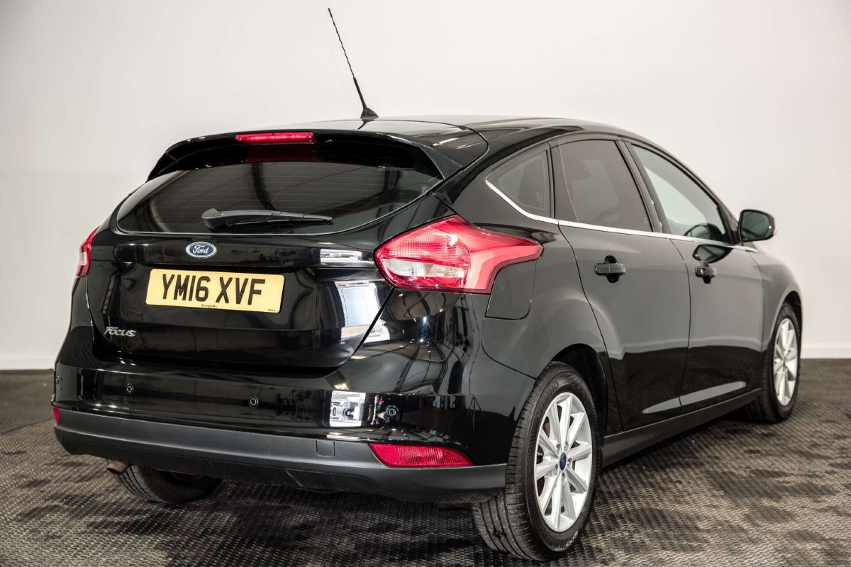 FORD FOCUS 2016 (16) 1.5 TDCI TITANIUM HATCHBACK 5DR DIESEL MANUAL EURO 6 (S/S) (120 PS) - 2016 - £7,300