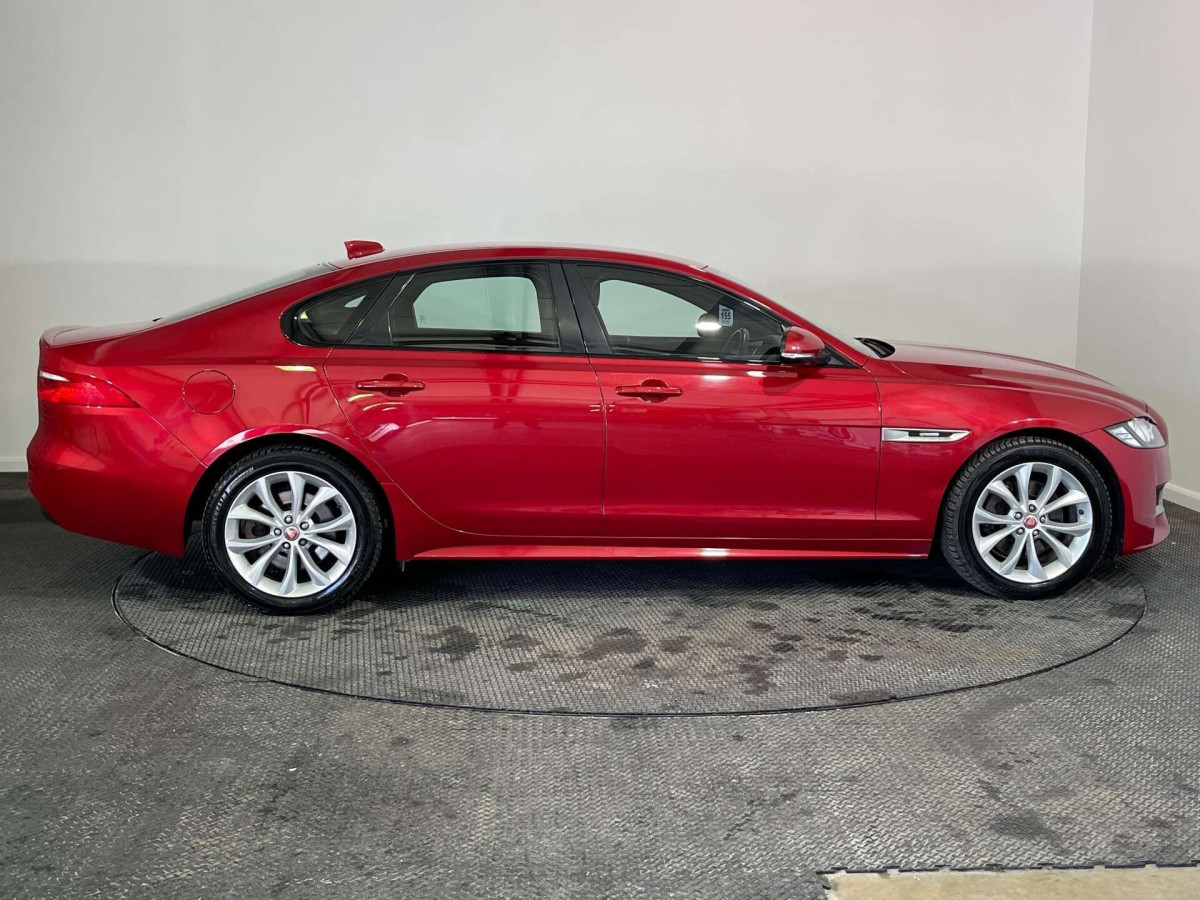 JAGUAR XF 2016 (66) 2.0D R-SPORT SALOON 4DR DIESEL AUTO EURO 6 (S/S) (180 PS) - 2016 - £8,000