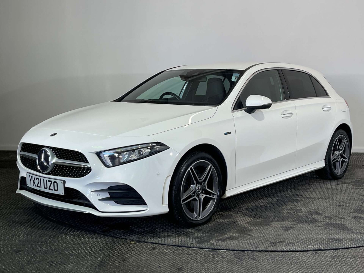 MERCEDES-BENZ A CLASS 2021 (21) 1.3 A250E 15.6KWH AMG LINE (PREMIUM 2) HATCHBACK 5DR PETROL PLUG-IN HYBRID - 2021 - £15,500