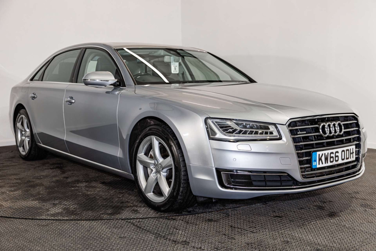 AUDI A8 2017 (66) 3.0 TDI V6 SE EXECUTIVE SALOON 4DR DIESEL TIPTRONIC QUATTRO EURO 6 (S/S) LW - 2017 - £15,000