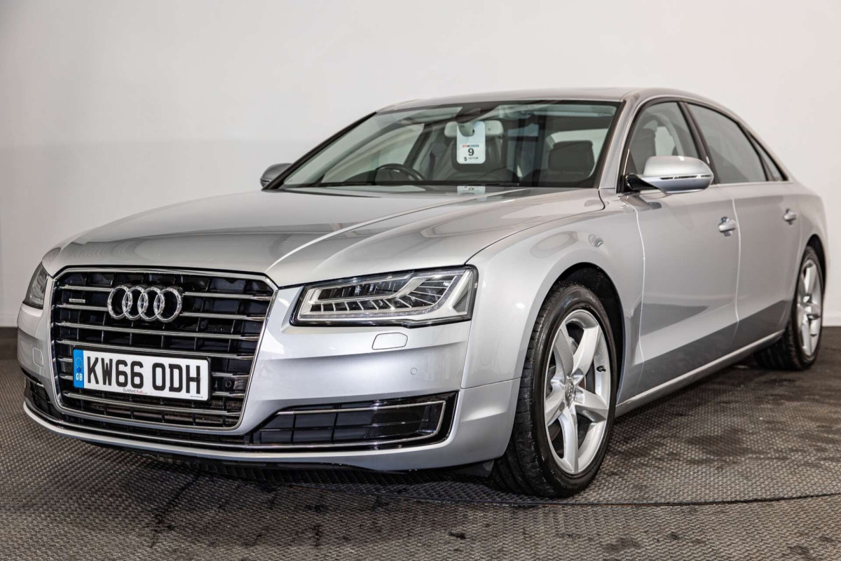 AUDI A8 2017 (66) 3.0 TDI V6 SE EXECUTIVE SALOON 4DR DIESEL TIPTRONIC QUATTRO EURO 6 (S/S) LW - 2017 - £15,000