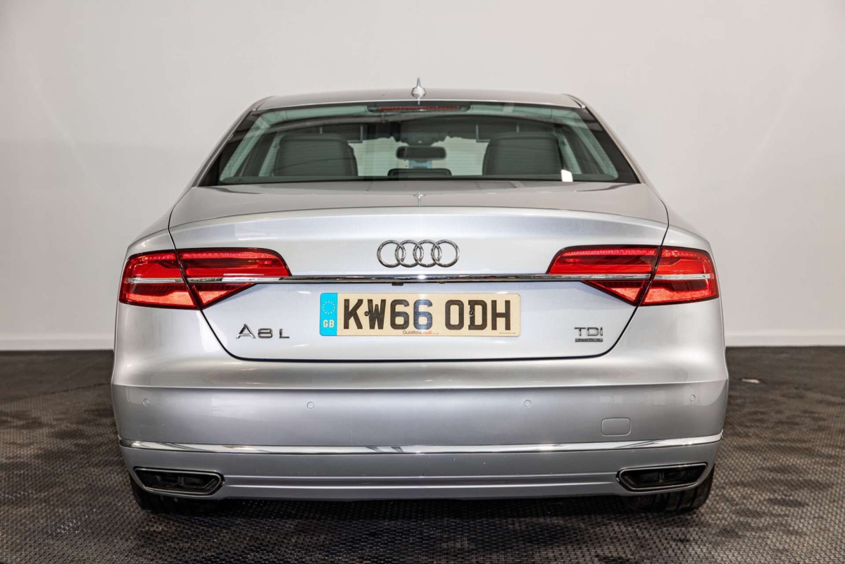AUDI A8 2017 (66) 3.0 TDI V6 SE EXECUTIVE SALOON 4DR DIESEL TIPTRONIC QUATTRO EURO 6 (S/S) LW - 2017 - £15,000