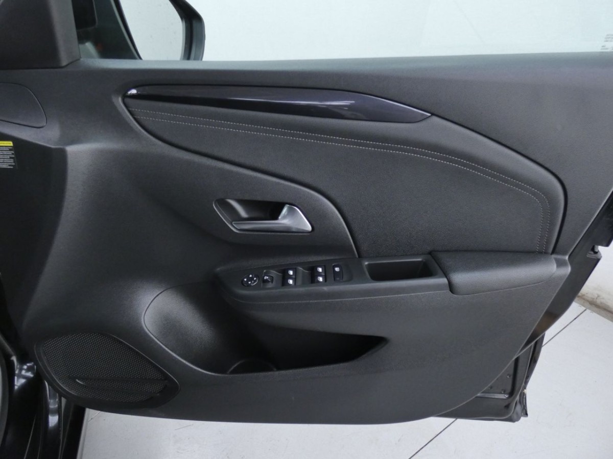 VAUXHALL CORSA 1.2 ELITE NAV PREMIUM 5D 100 BHP - 2021 - £10,990