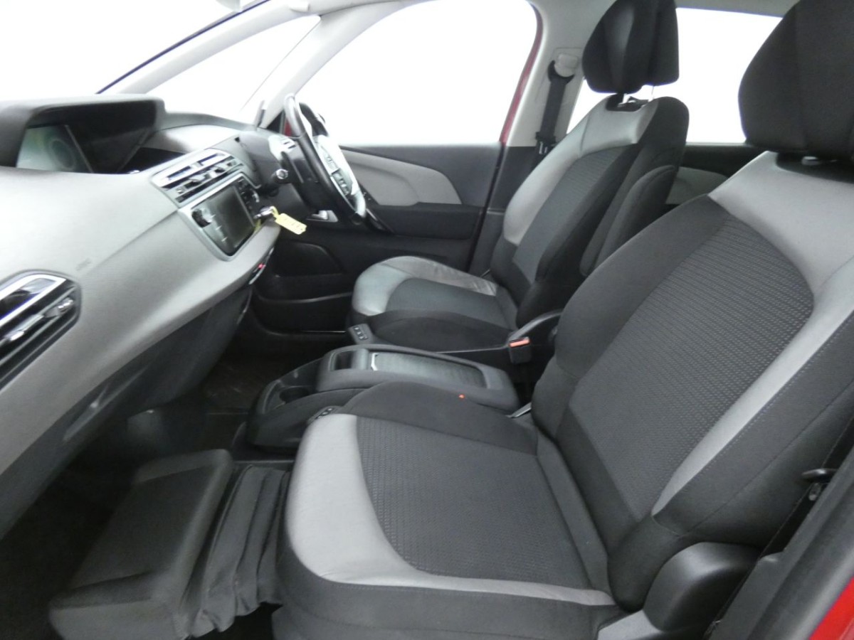 CITROEN C4 GRAND PICASSO 2.0 BLUEHDI EXCLUSIVE PLUS EAT6 5D 148 BHP - 2016 - £9,400