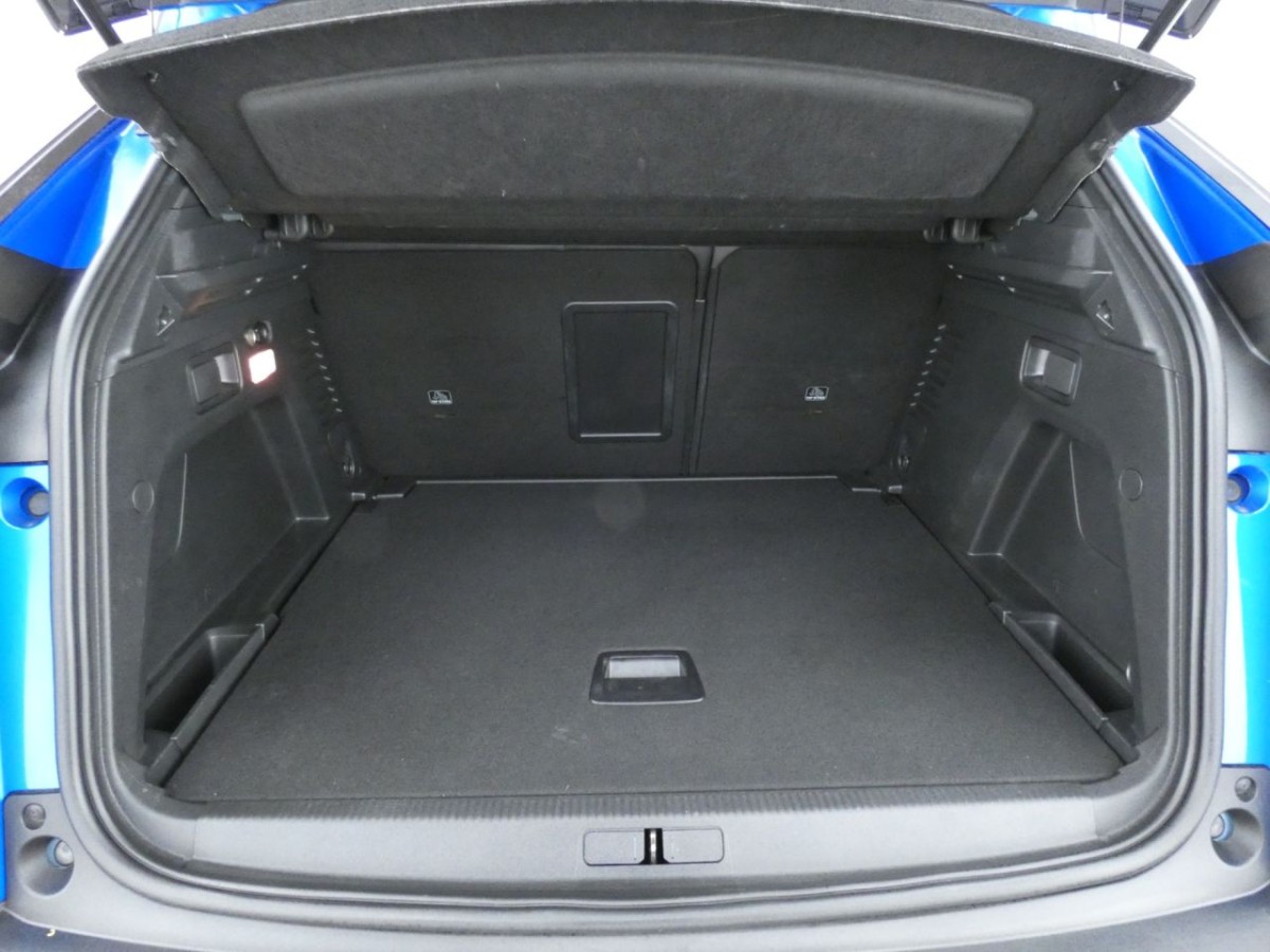 PEUGEOT 3008 1.5 BLUEHDI S/S ALLURE 5D 129 BHP - 2021 - £16,990