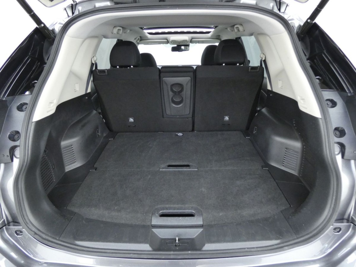 NISSAN X-TRAIL 1.3 DIG-T N-CONNECTA DCT 5D 156 BHP - 2021 - £21,400