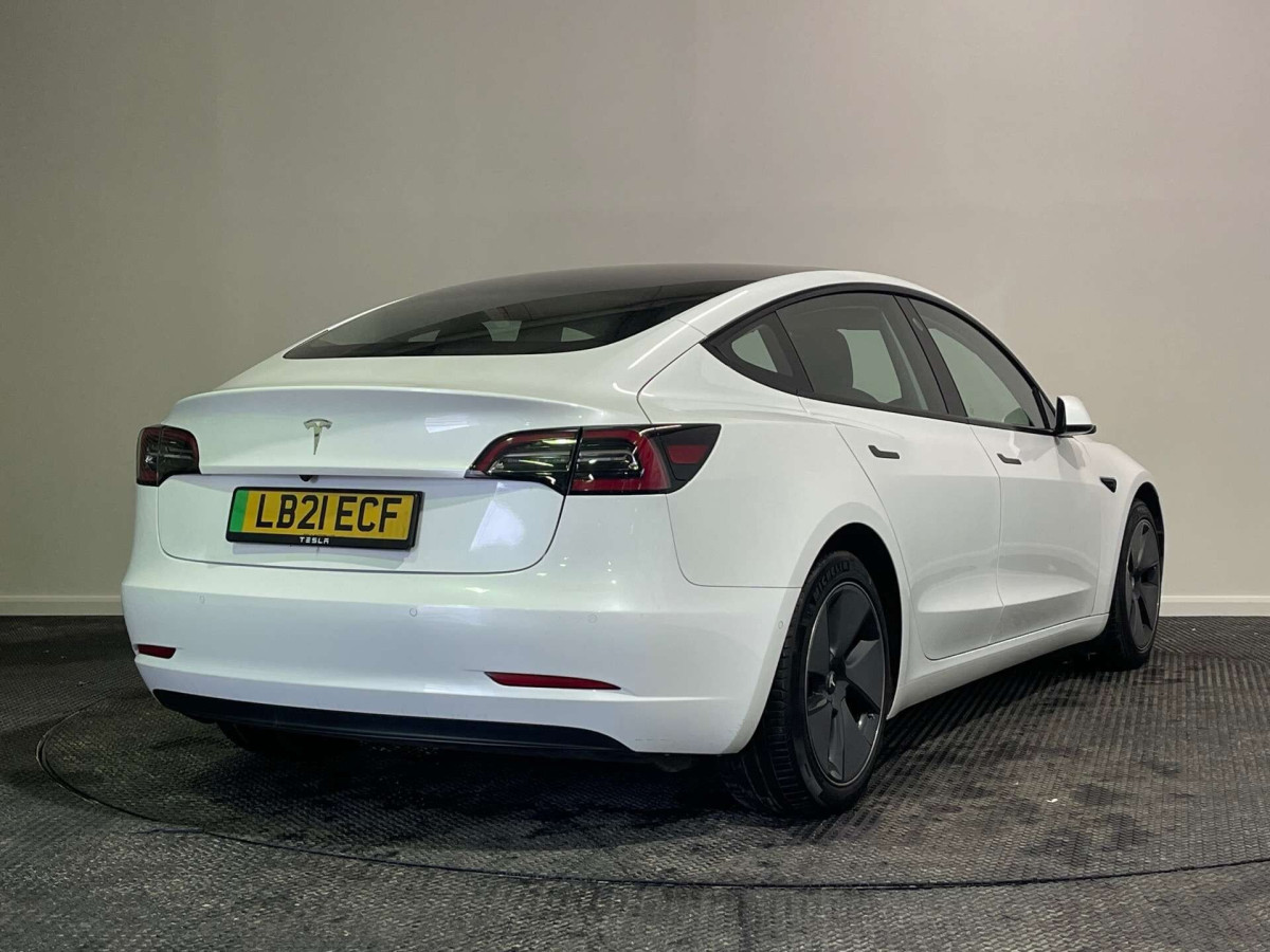 TESLA MODEL 3 2021 (21) STANDARD RANGE PLUS SALOON 4DR ELECTRIC AUTO RWD (241 BHP) - 2021 - £15,500