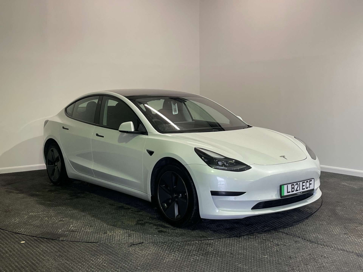 TESLA MODEL 3 2021 (21) STANDARD RANGE PLUS SALOON 4DR ELECTRIC AUTO RWD (241 BHP) - 2021 - £15,500
