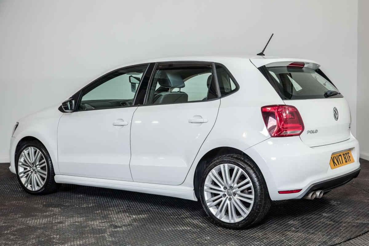 VOLKSWAGEN POLO 2017 (17) 1.4 TSI BLUEMOTION TECH ACT BLUEGT HATCHBACK 5DR PETROL MANUAL EURO 6 (S/S) - 2017 - £9,600