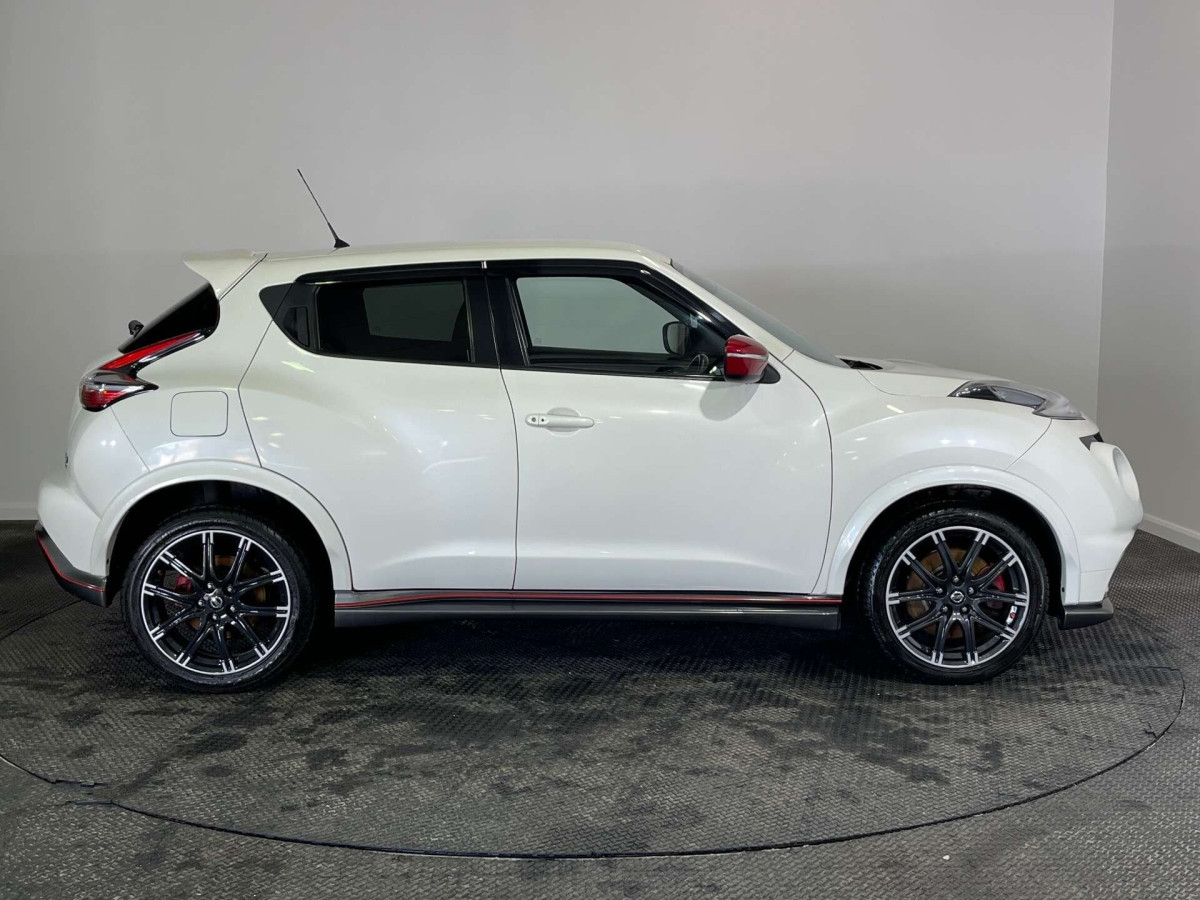 NISSAN JUKE 2015 (15) 1.6 DIG-T NISMO RS SUV 5DR PETROL MANUAL EURO 5 (218 PS) - 2015 - £8,500