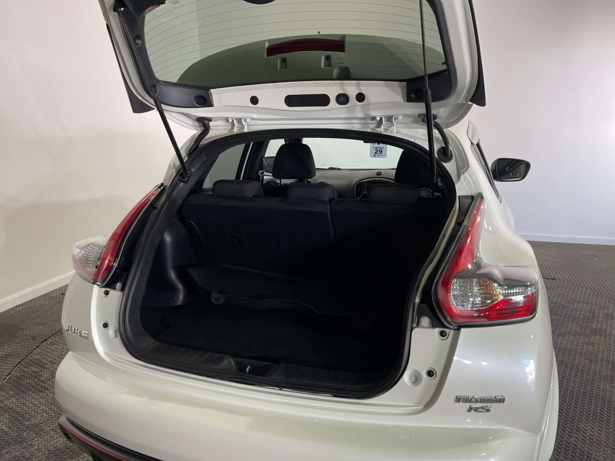 NISSAN JUKE 2015 (15) 1.6 DIG-T NISMO RS SUV 5DR PETROL MANUAL EURO 5 (218 PS) - 2015 - £8,500