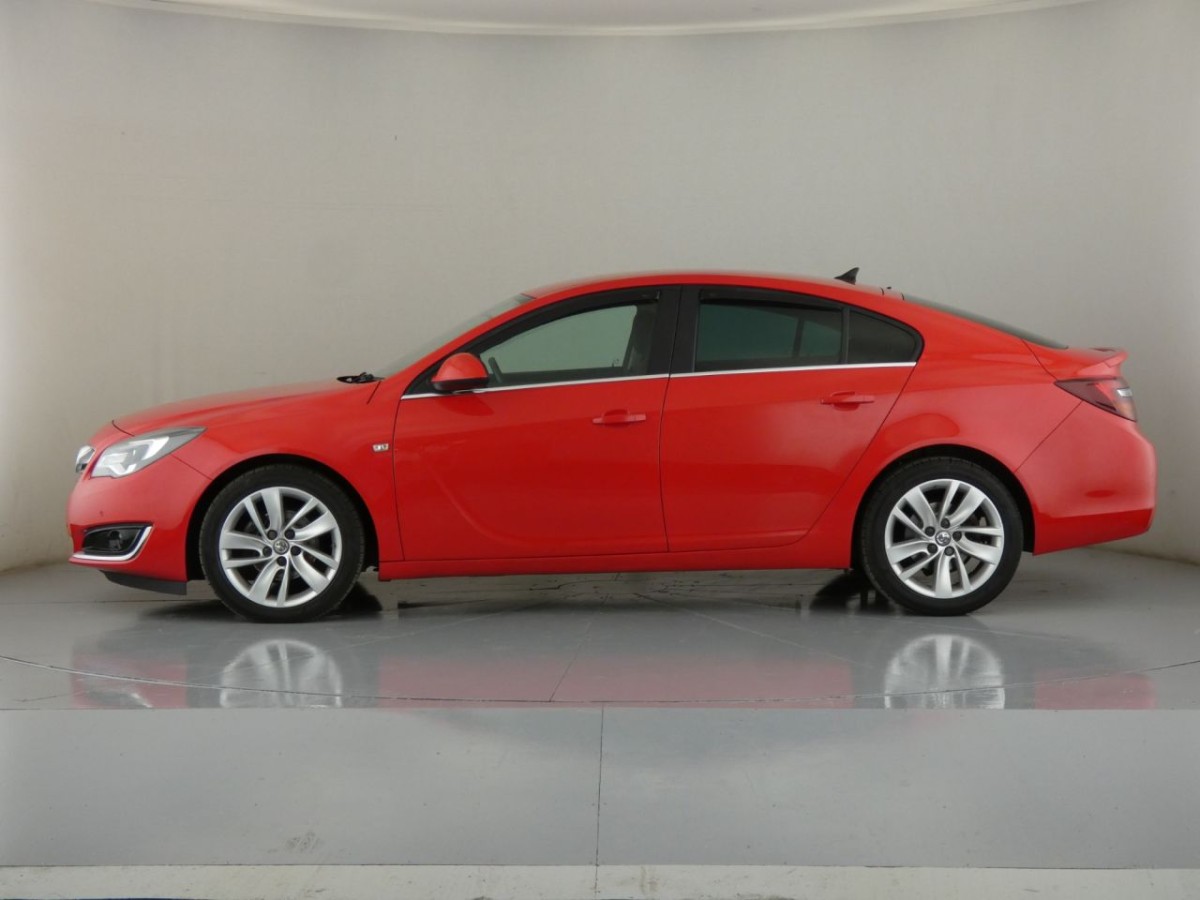 VAUXHALL INSIGNIA 2.0 SRI NAV CDTI ECOFLEX S/S 5D 138 BHP HATCHBACK - 2014 - £5,990