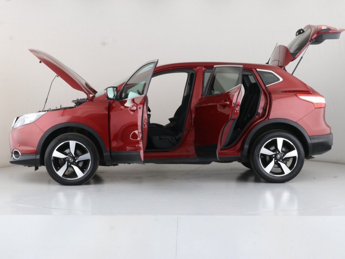 NISSAN QASHQAI 1.5 DCI N-TEC 5D 108 BHP - 2015 - £10,890