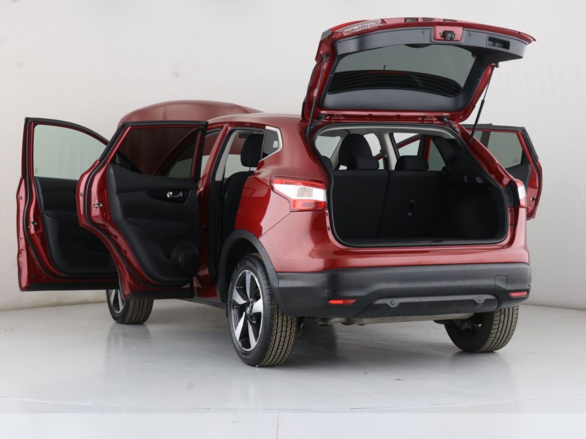 NISSAN QASHQAI 1.5 DCI N-TEC 5D 108 BHP - 2015 - £10,890
