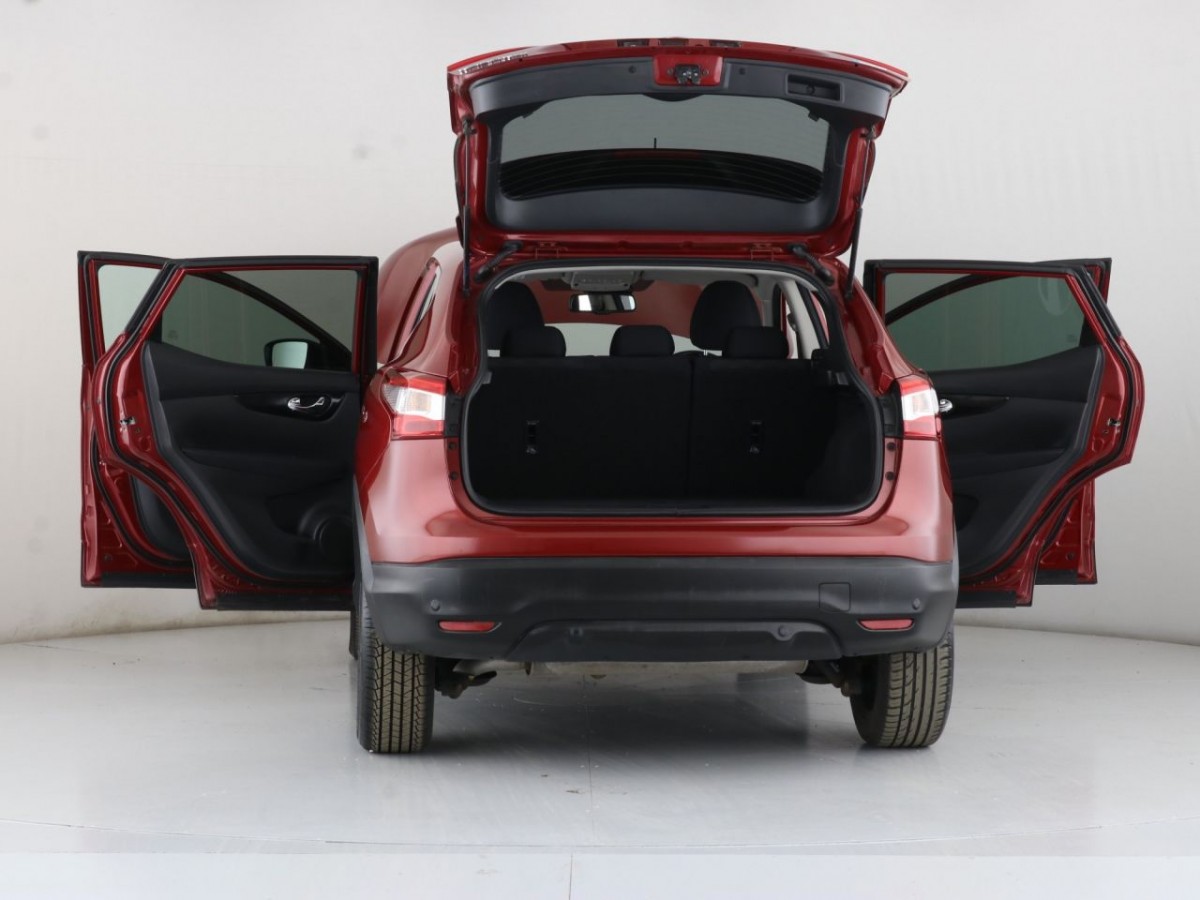 NISSAN QASHQAI 1.5 DCI N-TEC 5D 108 BHP - 2015 - £10,890